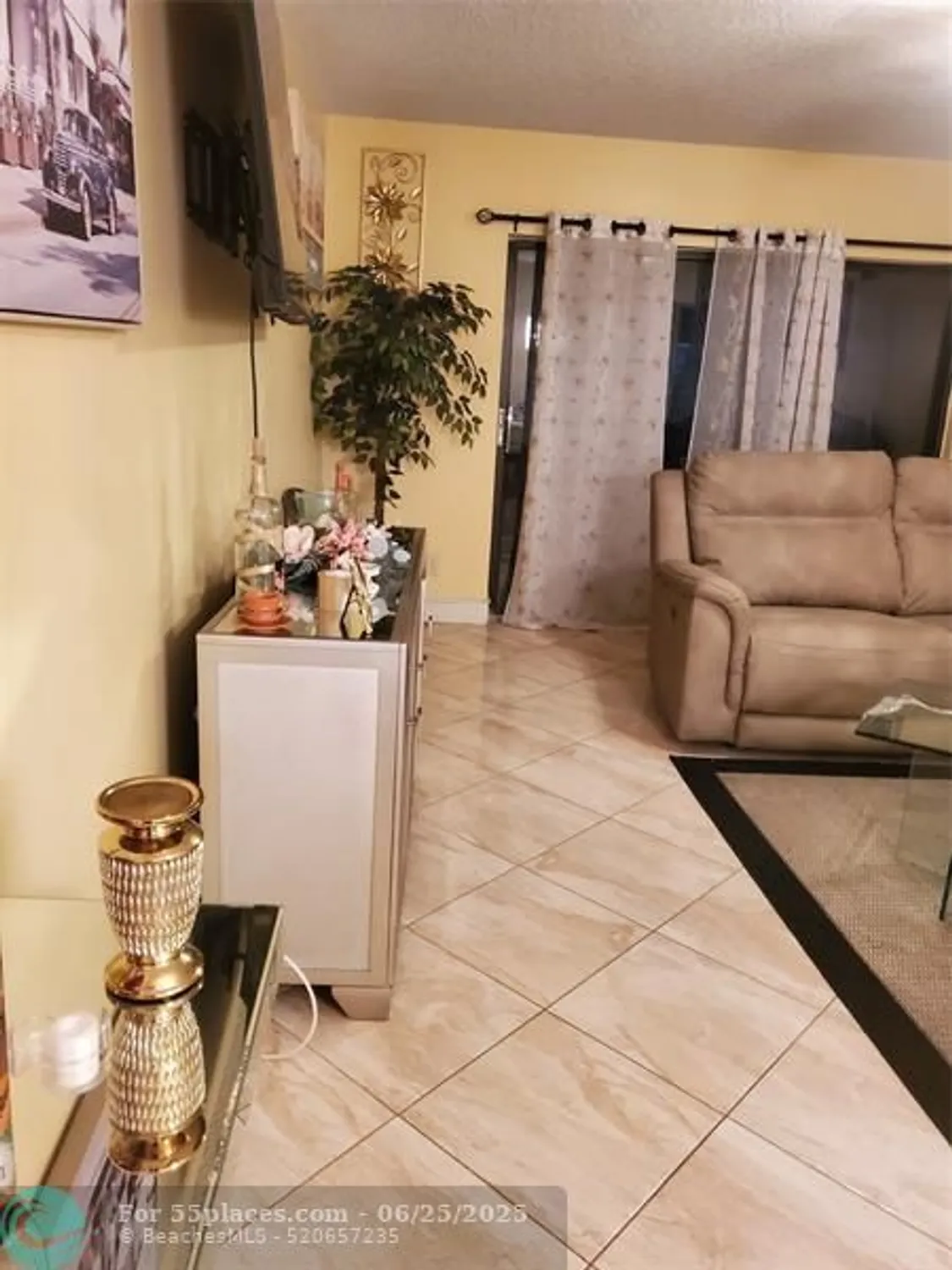Property Slideshow image 6 of 16 | 4965 e sabal palm blvd 201, Tamarac, FL, 33319