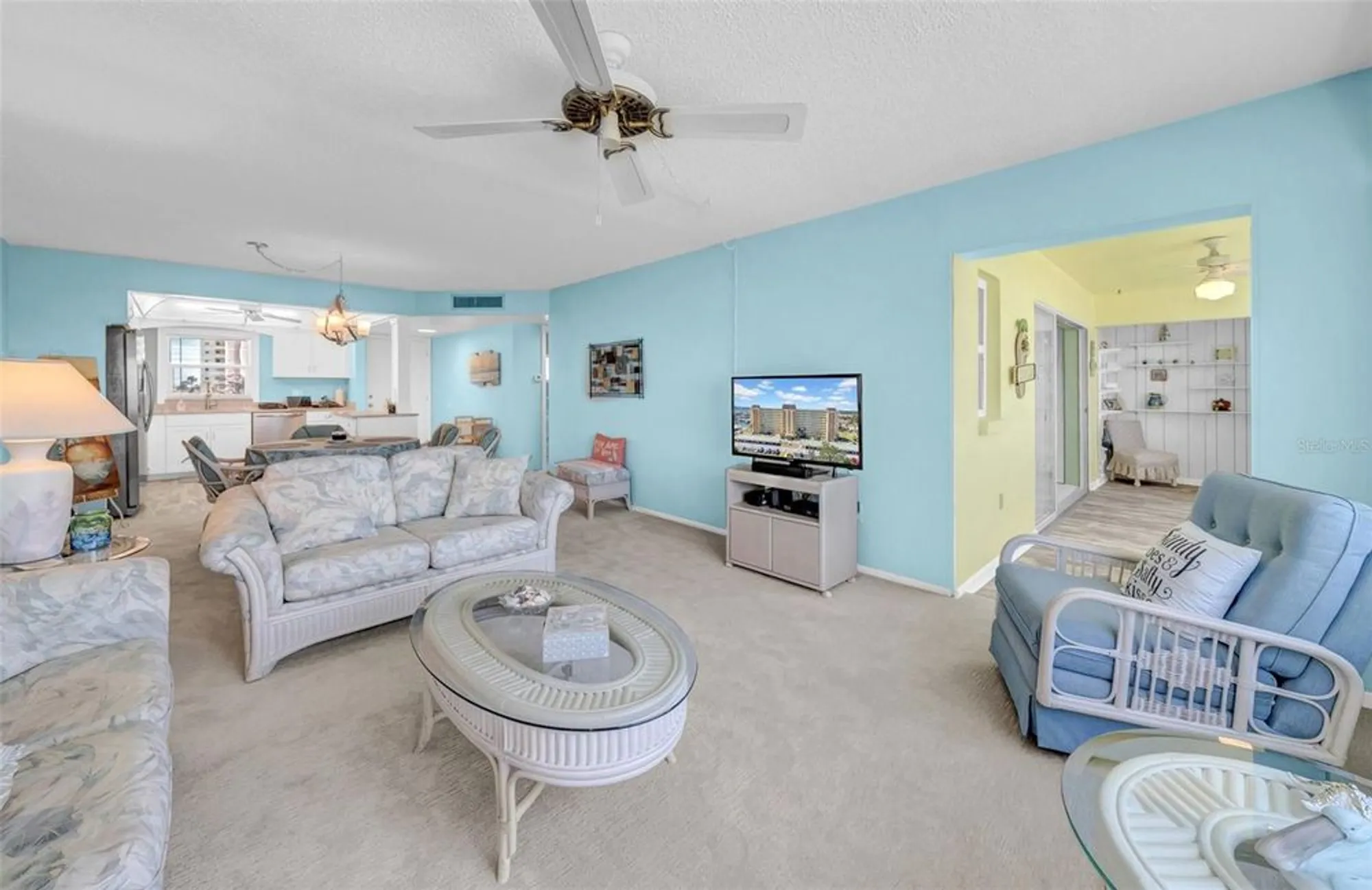 Property Slideshow image 11 of 49 | 4725 cove cir apt 302, St Petersburg, FL, 33708