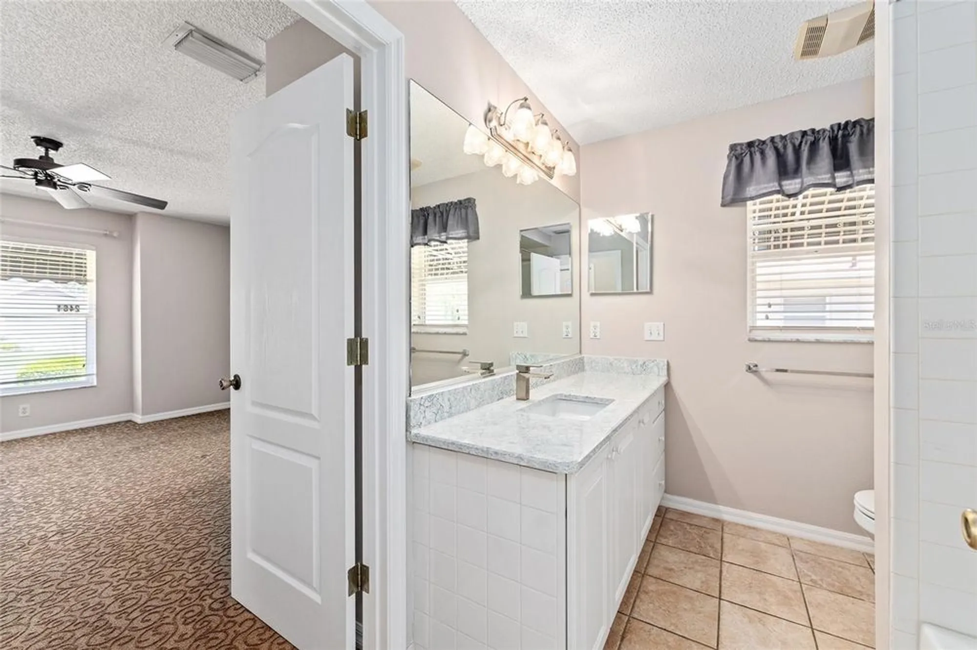 Property Slideshow image 39 of 50 | 2461 merida cir, The Villages, FL, 32162