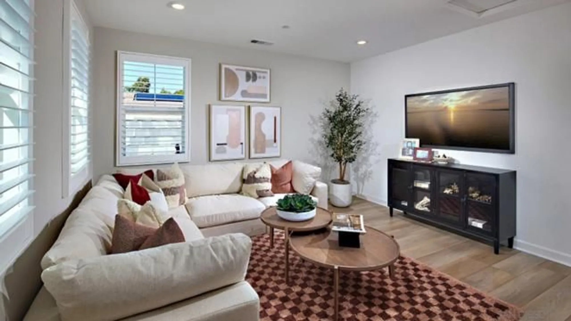 Property Slideshow image 9 of 17 | 12082 gavin way, San Diego, CA, 92129