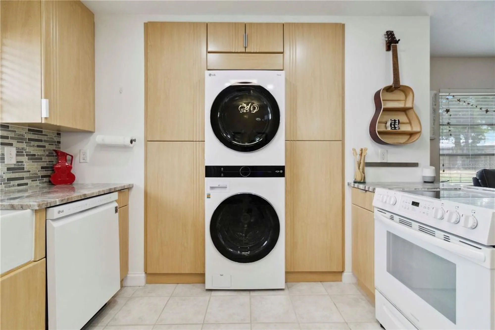 Property Slideshow image 7 of 21 | 4549 tippecanoe trl # 20, Sarasota, FL, 34233