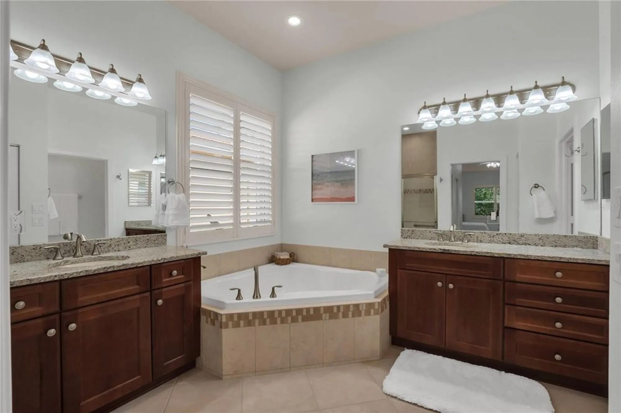 Property Slideshow image 21 of 48 | 4946 sapphire sound dr, Wimauma, FL, 33598