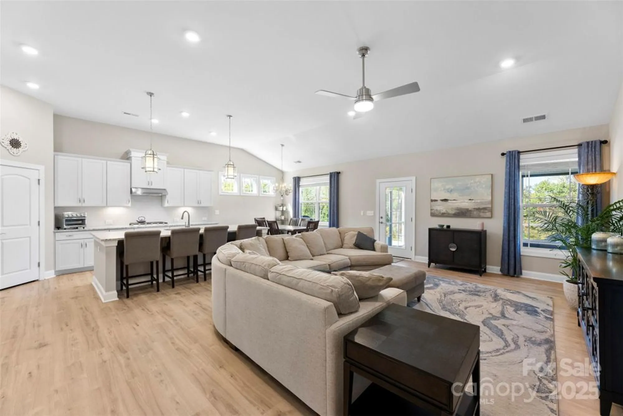 Property Slideshow image 8 of 35 | 5743 notch peak ave, Fort Mill, SC, 29707