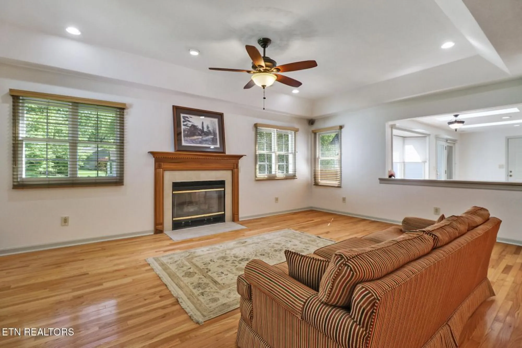 Property Slideshow image 17 of 55 | 11 kingsboro ln, Crossville, TN, 38558