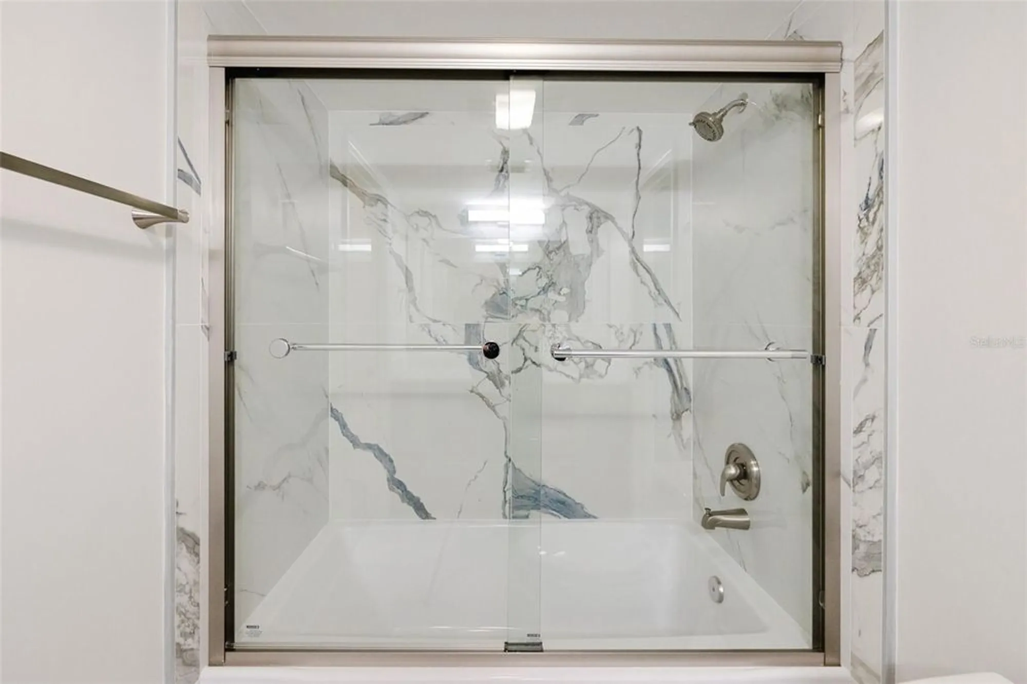 Property Slideshow image 36 of 53 | 5604 doral dr, Sarasota, FL, 34243