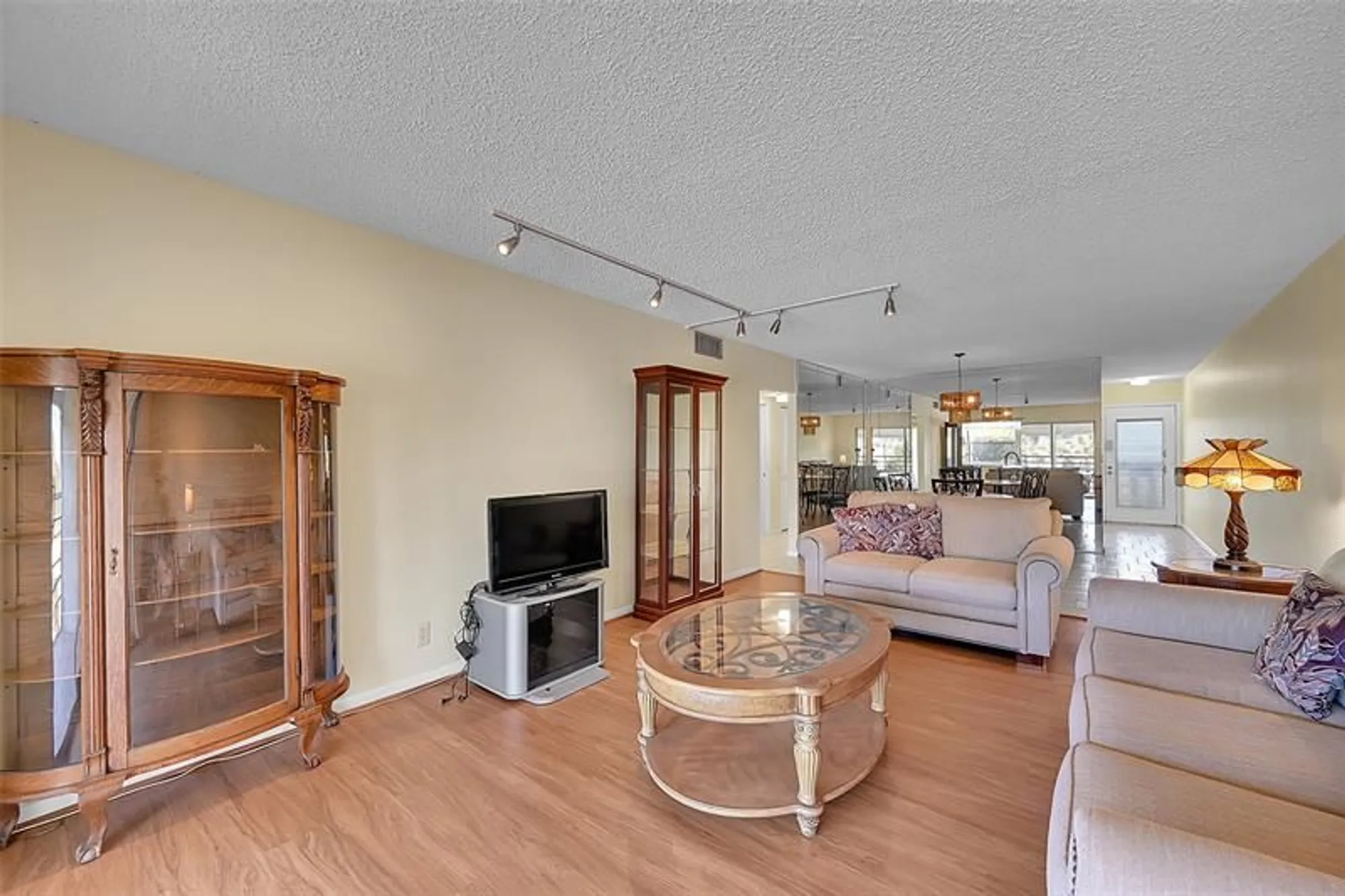 Property Slideshow image 12 of 29 | 2901 victoria cir k3, Coconut Creek, FL, 33066