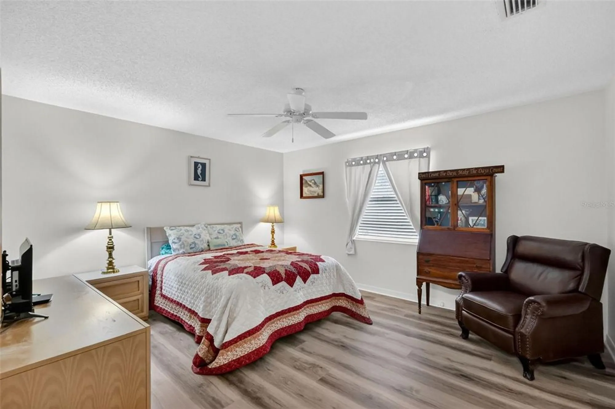 Property Slideshow image 17 of 31 | 220 palermo pl, The Villages, FL, 32159