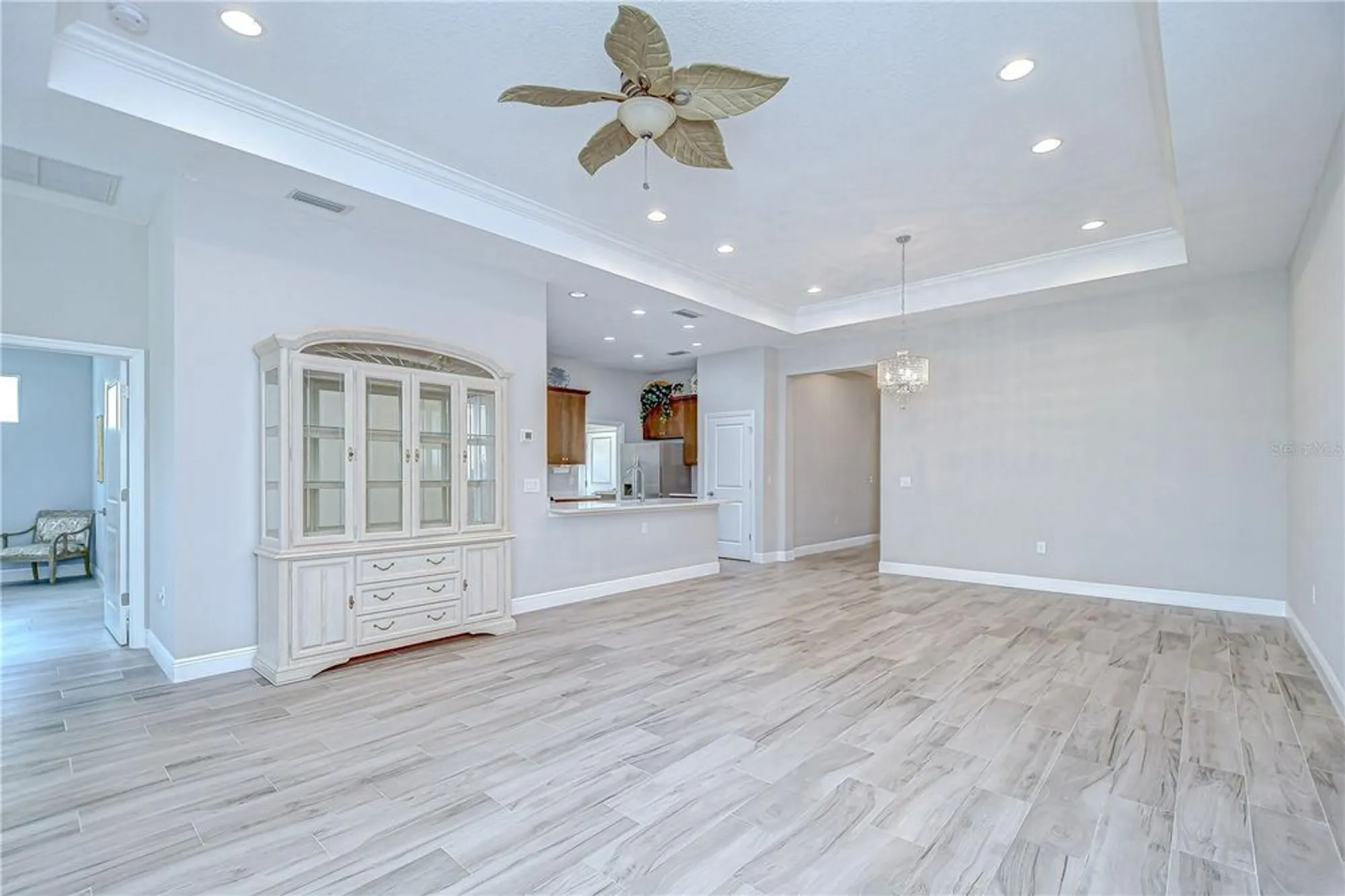 Property Slideshow image 11 of 25 | 5732 stockport st, Riverview, FL, 33578