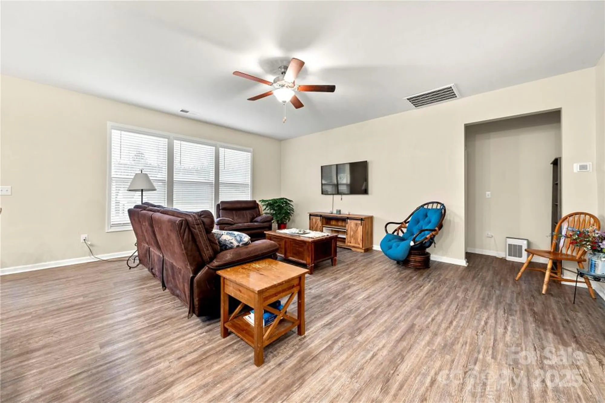 Property Slideshow image 13 of 40 | 1990 ambrose way, Denver, NC, 28037