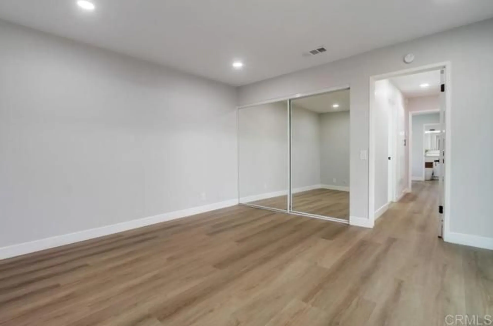 Property Slideshow image 27 of 39 | 3839 vista campana 6, Oceanside, CA, 92057