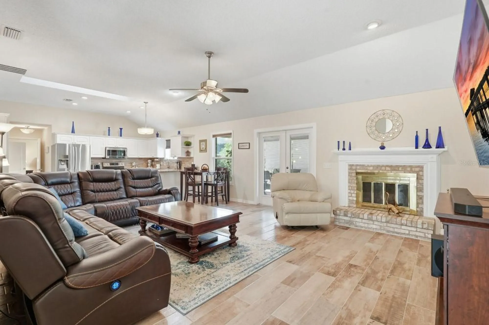Property Slideshow image 18 of 52 | 2 silver lake way, Ormond Beach, FL, 32174