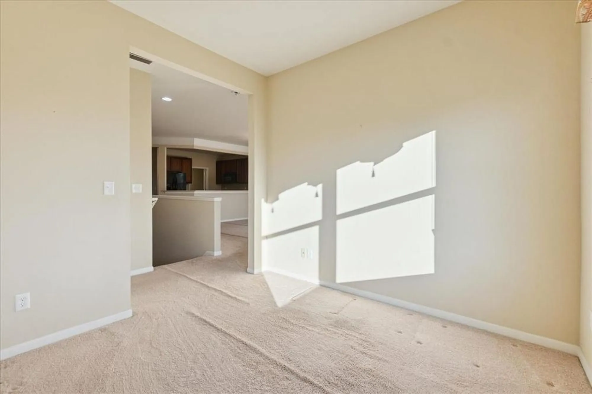 Property Slideshow image 30 of 67 | 9525 pine valley dr, Grand Blanc, MI, 48439