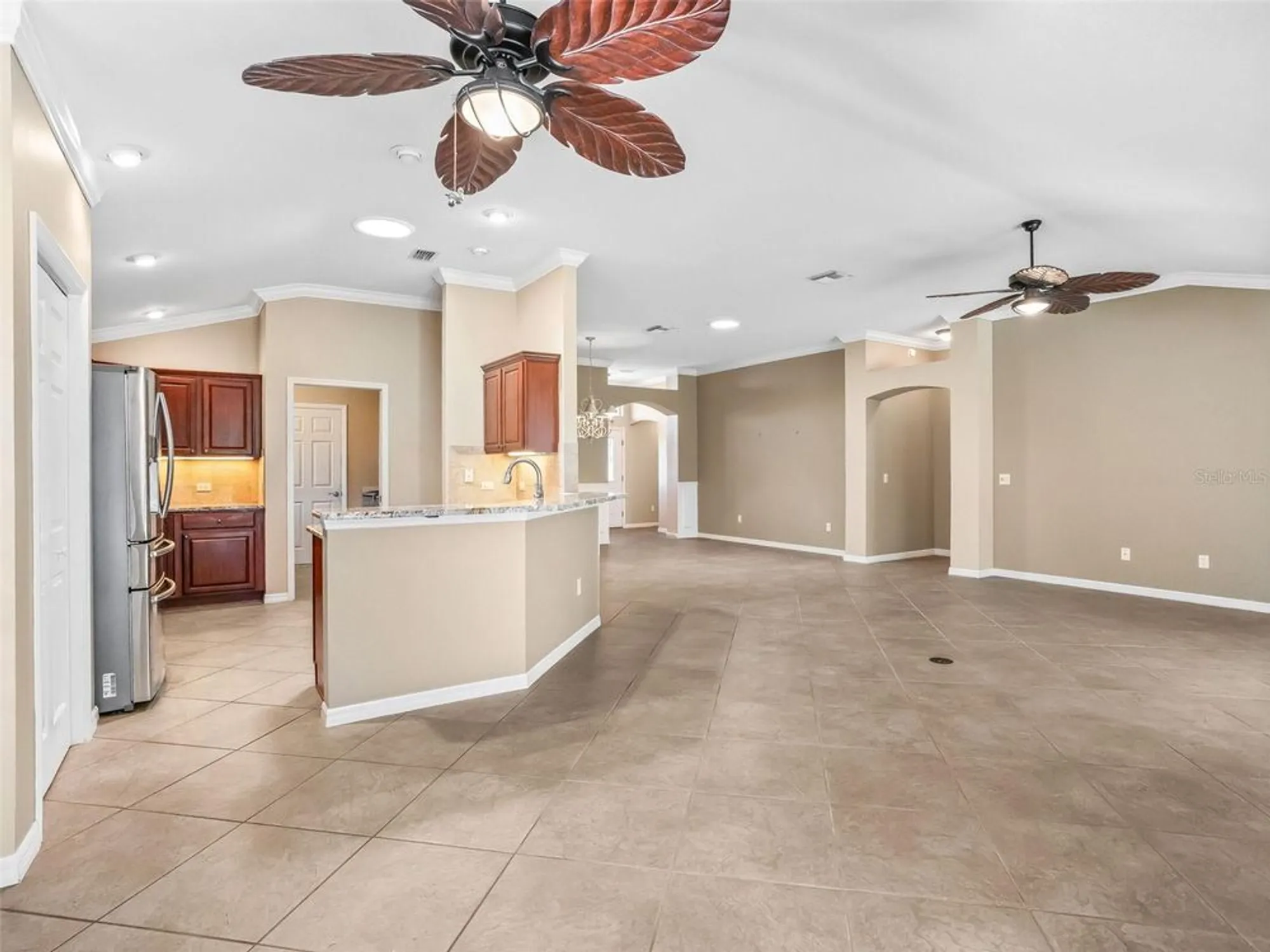 Property Slideshow image 14 of 54 | 728 dowding way, The Villages, FL, 32162