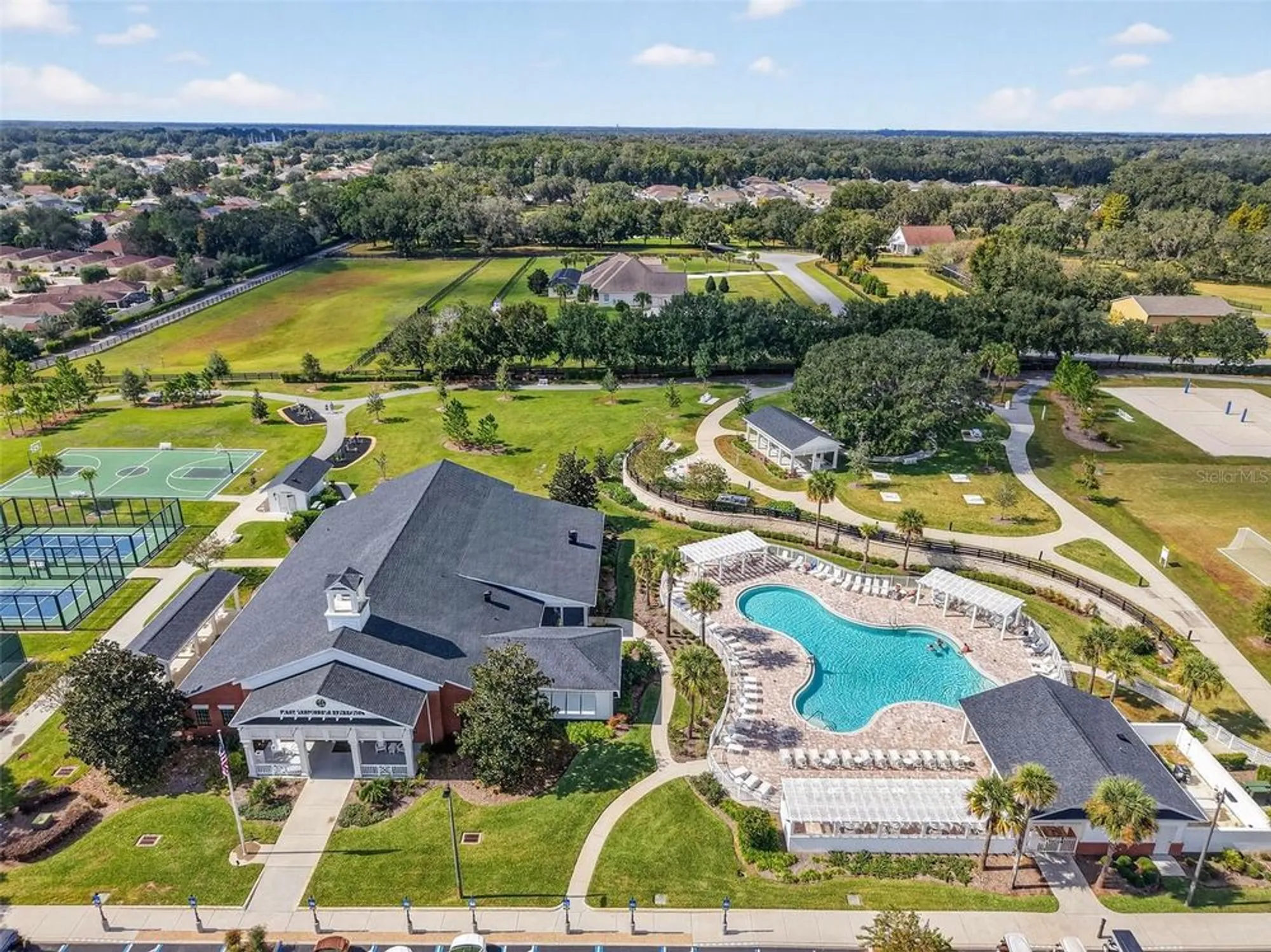 Property Slideshow image 44 of 53 | 7399 se 169th cote loop, The Villages, FL, 32162