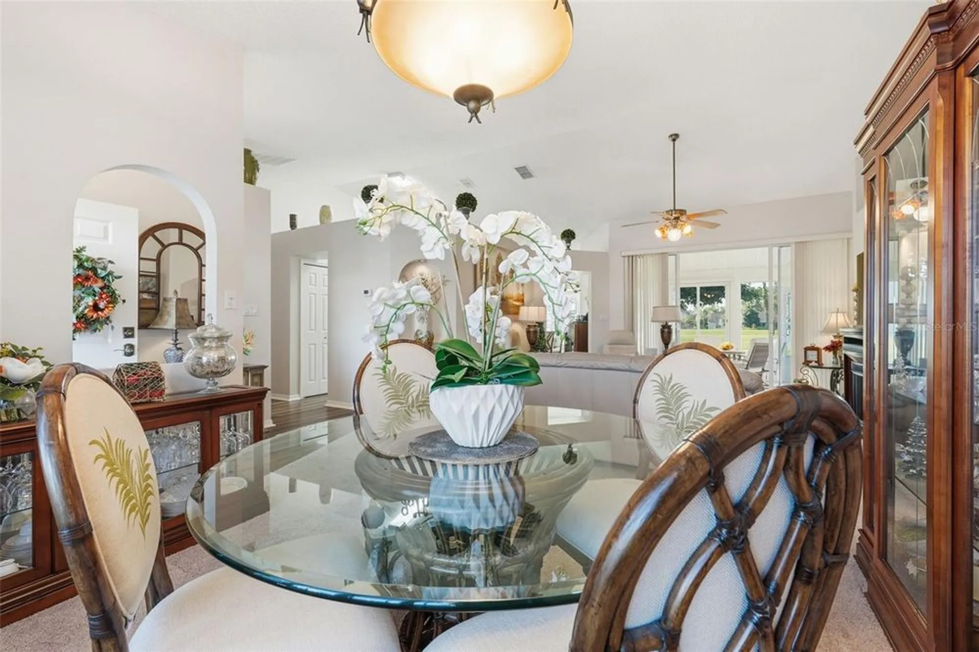 Property Slideshow image 17 of 65 | 25233 lost oak cir, Leesburg, FL, 34748