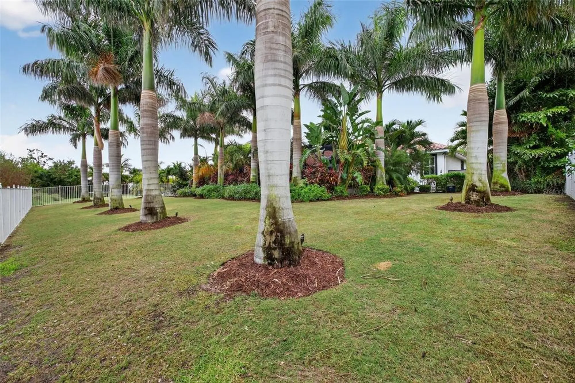 Property Slideshow image 44 of 62 | 830 manns harbor dr, Apollo Beach, FL, 33572