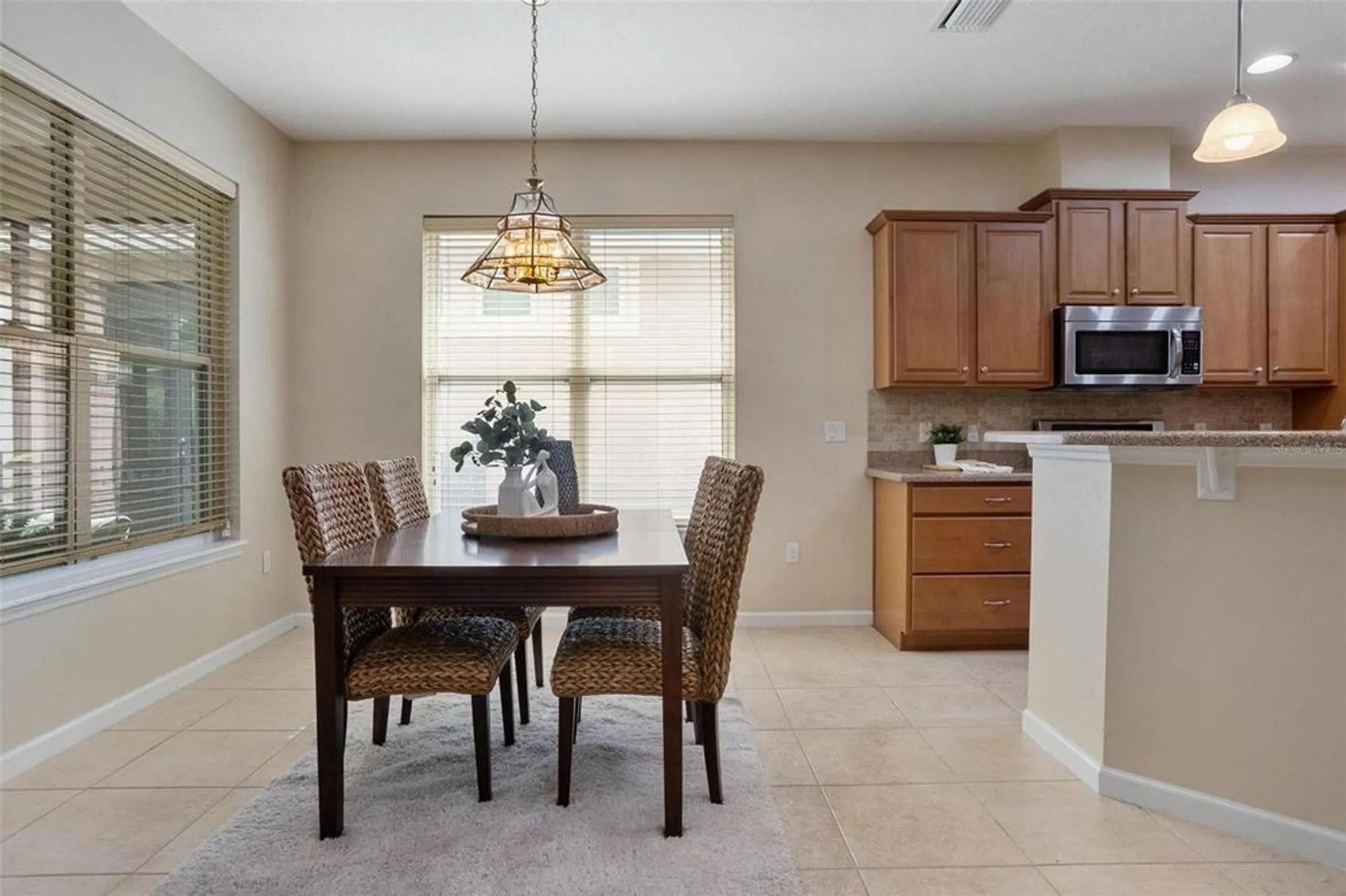 Property Slideshow image 8 of 29 | 1381 hazeldene mnr, Deland, FL, 32724