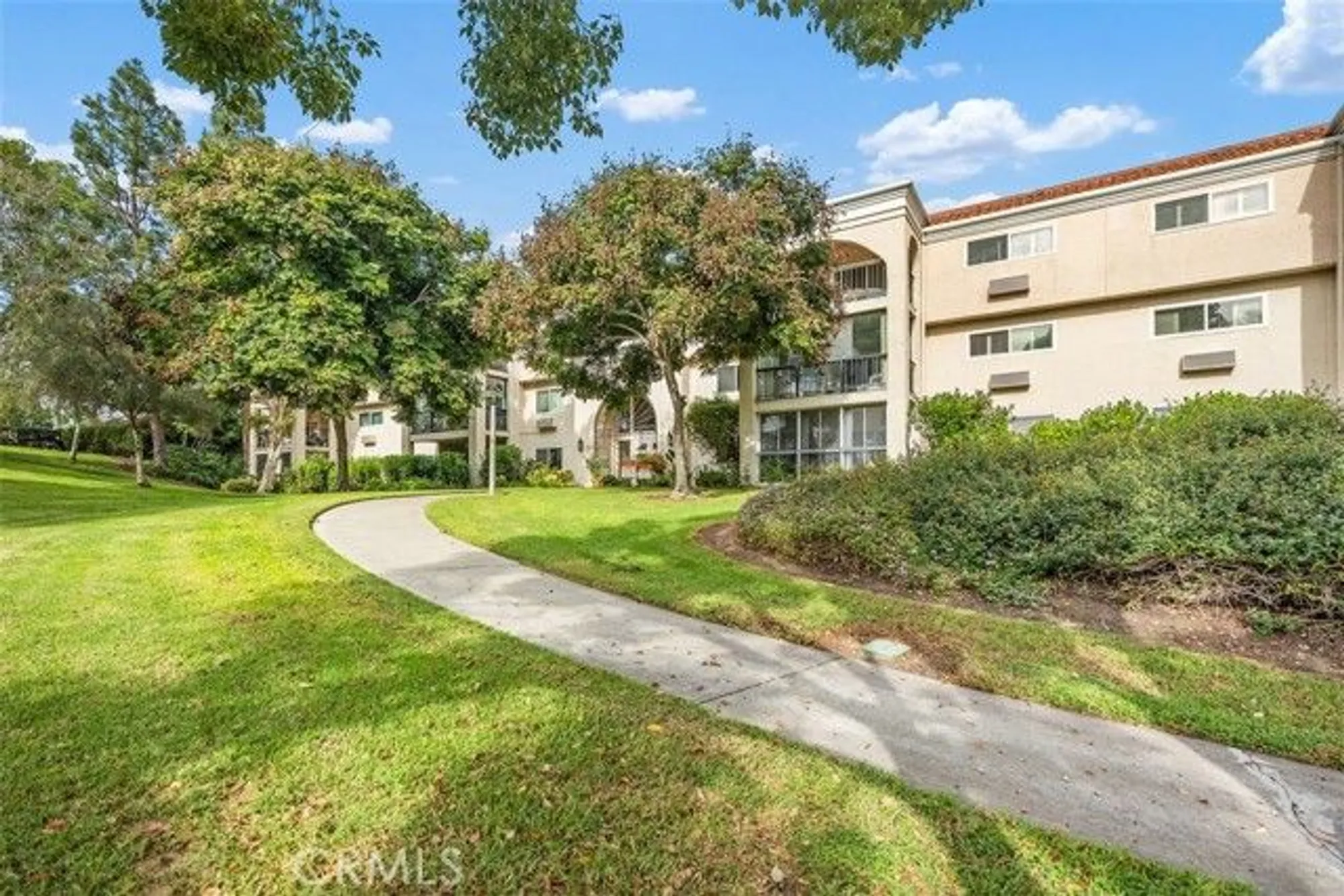 Property Slideshow image 2 of 53 | 5500 paseo del lago 1a, Laguna Woods, CA, 92637