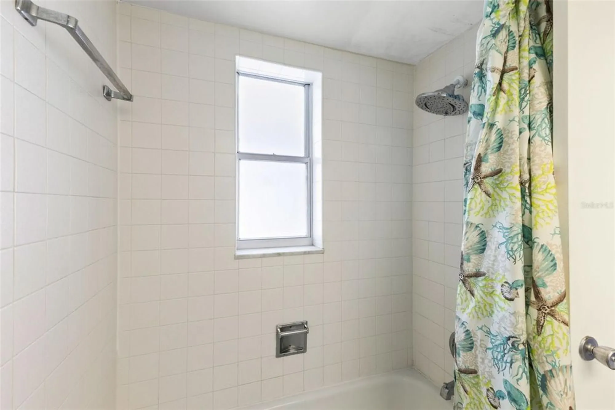 Property Slideshow image 19 of 46 | 4550 cove cir apt 501, Saint Petersburg, FL, 33708