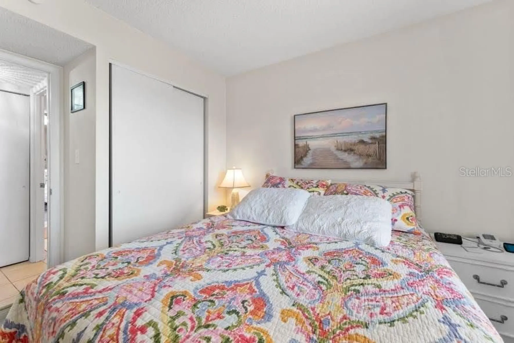 Property Slideshow image 15 of 28 | 3915 lake bayshore dr, Bradenton, FL, 34205