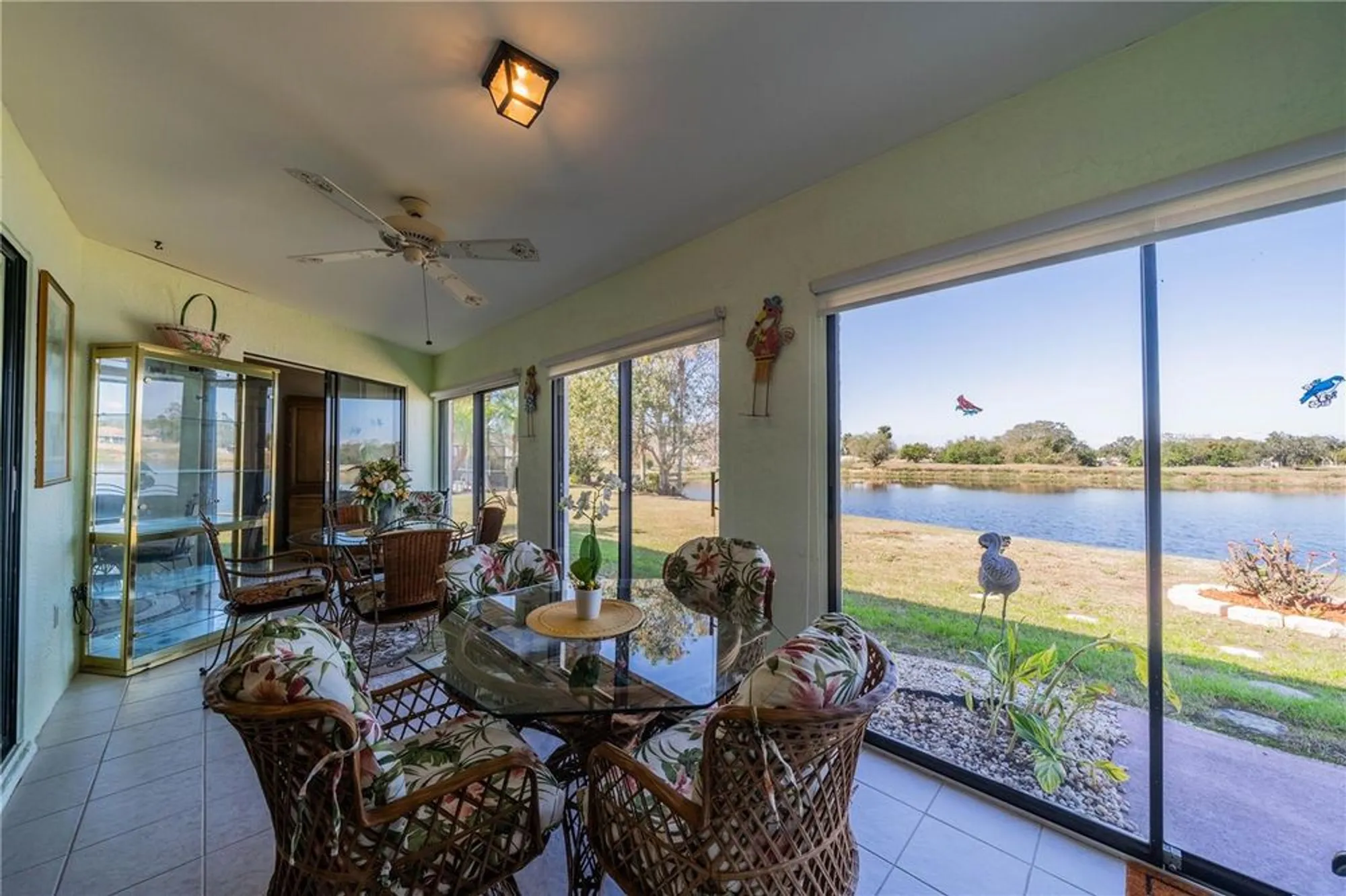 Property Slideshow image 27 of 37 | 1723 wolf laurel dr, Sun City Center, FL, 33573