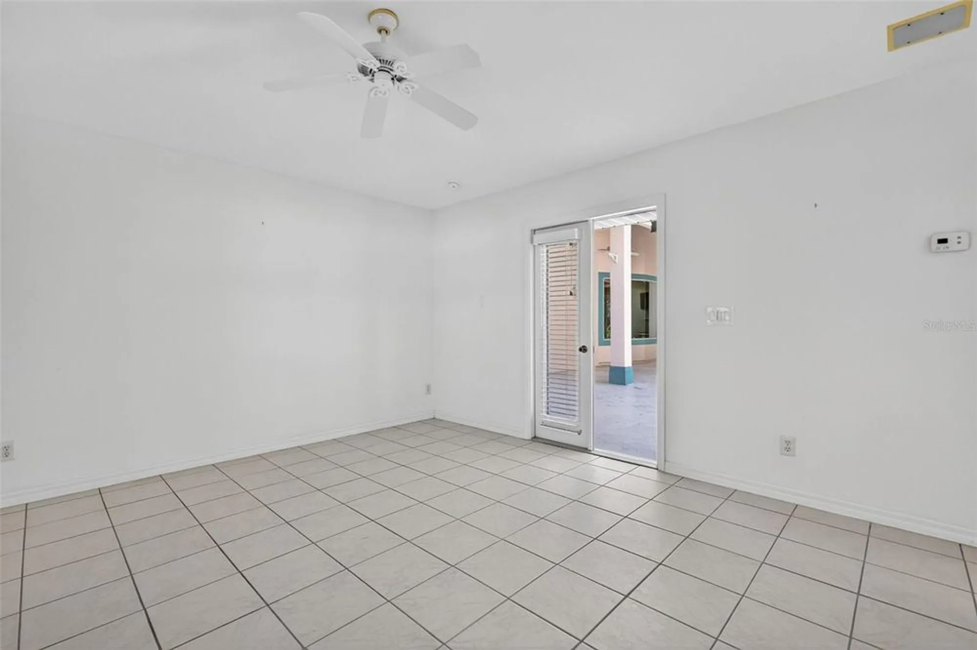 Property Slideshow image 34 of 66 | 21607 regency park ln, Leesburg, FL, 34748