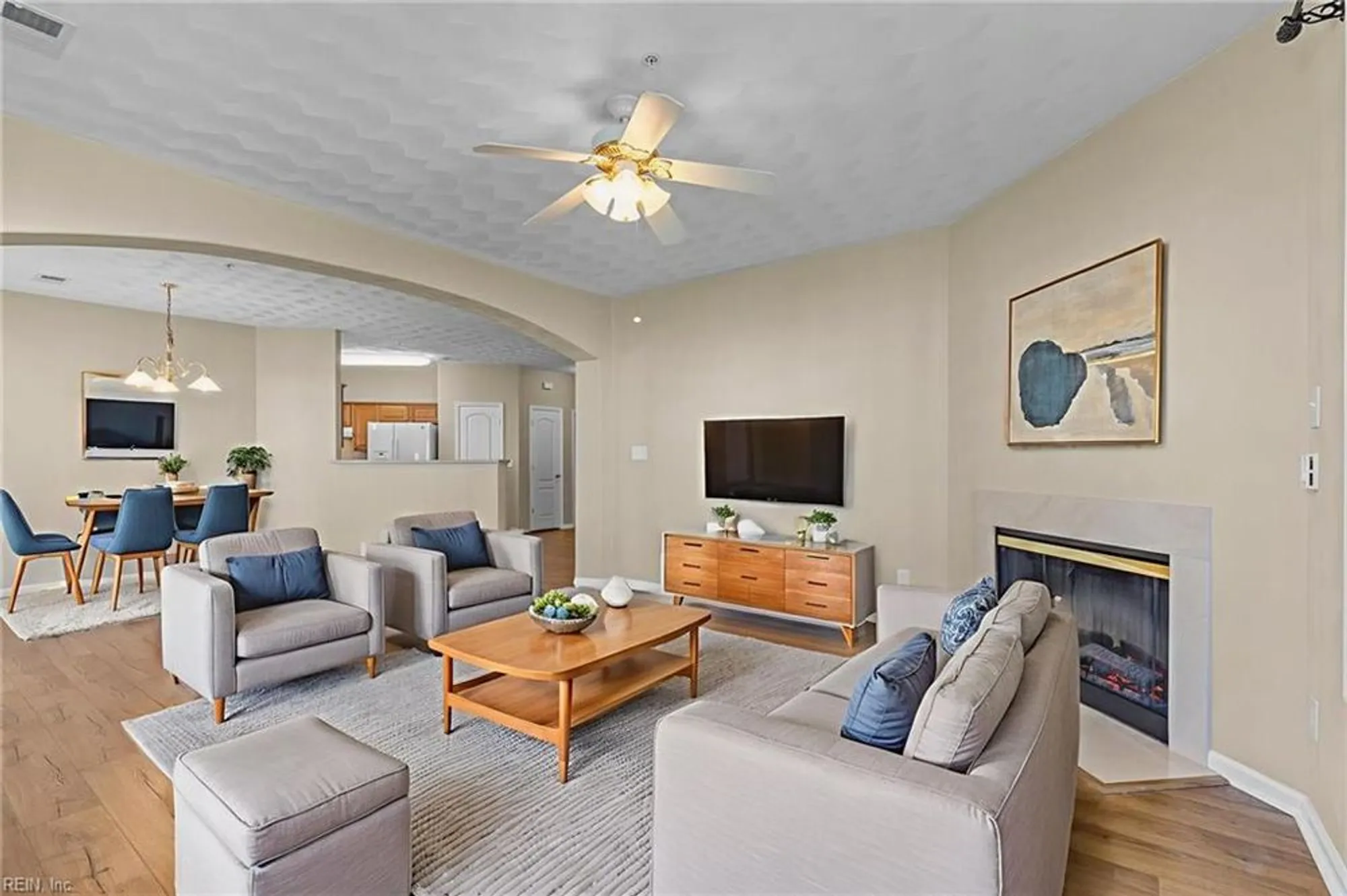 Property Slideshow image 4 of 48 | 2825 loveliness ct, Virginia Beach, VA, 23456