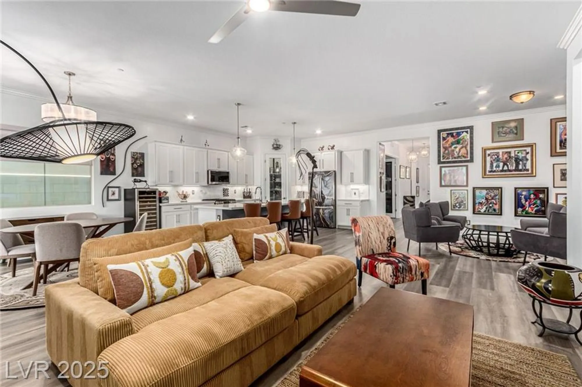 Property Slideshow image 10 of 43 | 685 sunray park st, Henderson, NV, 89011