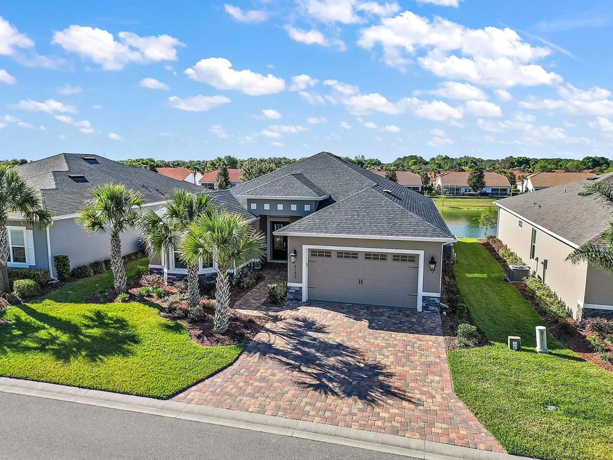 Property Slideshow image 5 of 41 | 5129 jareds landing way, Oxford, FL, 34484