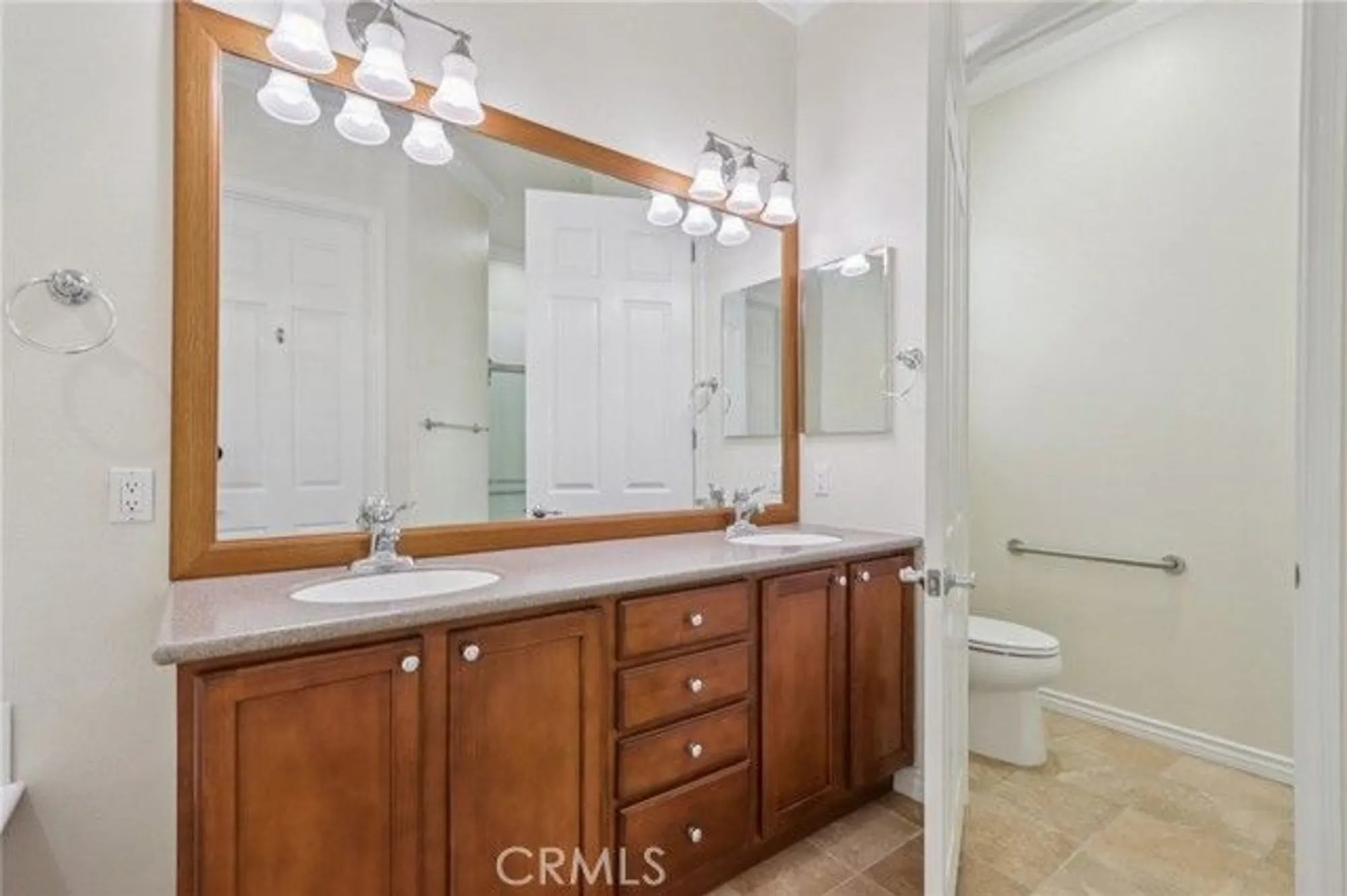 Property Slideshow image 24 of 70 | 5136 via bajamar, Hemet, CA, 92545