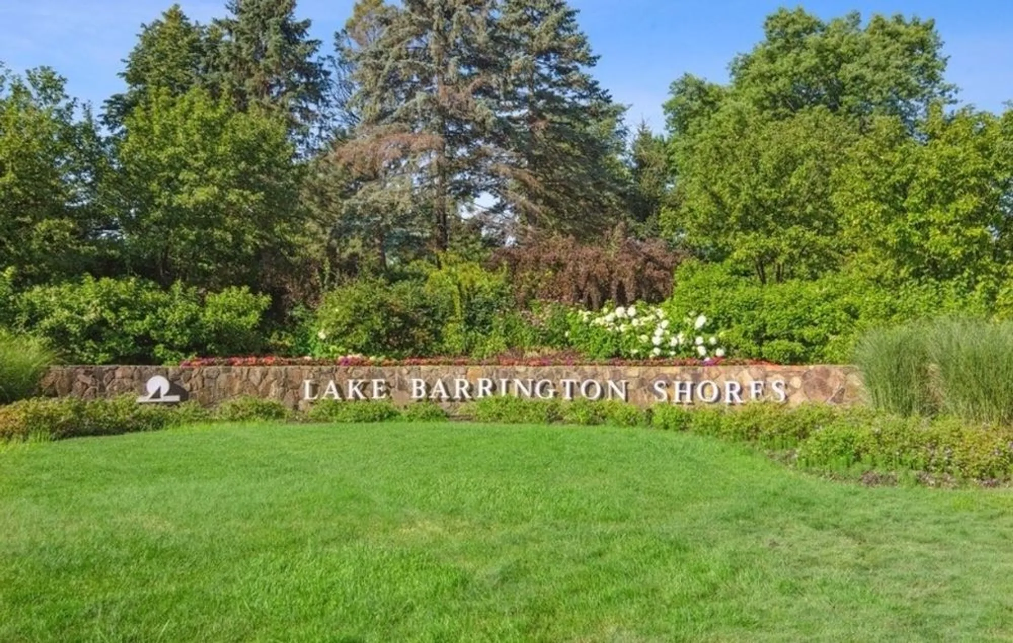 Property Slideshow image 44 of 48 | 535 woodview rd, Lake Barrington, IL, 60010