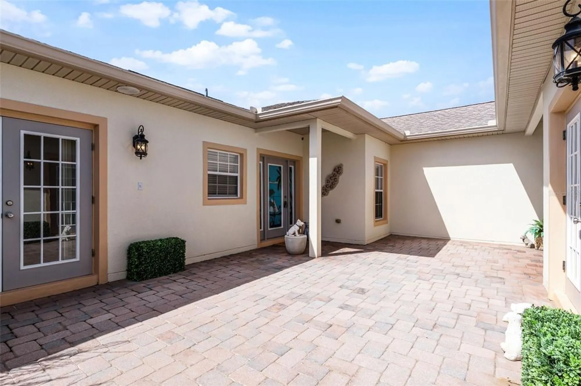 Property Slideshow image 34 of 89 | 917 shorehaven dr, Poinciana, FL, 34759