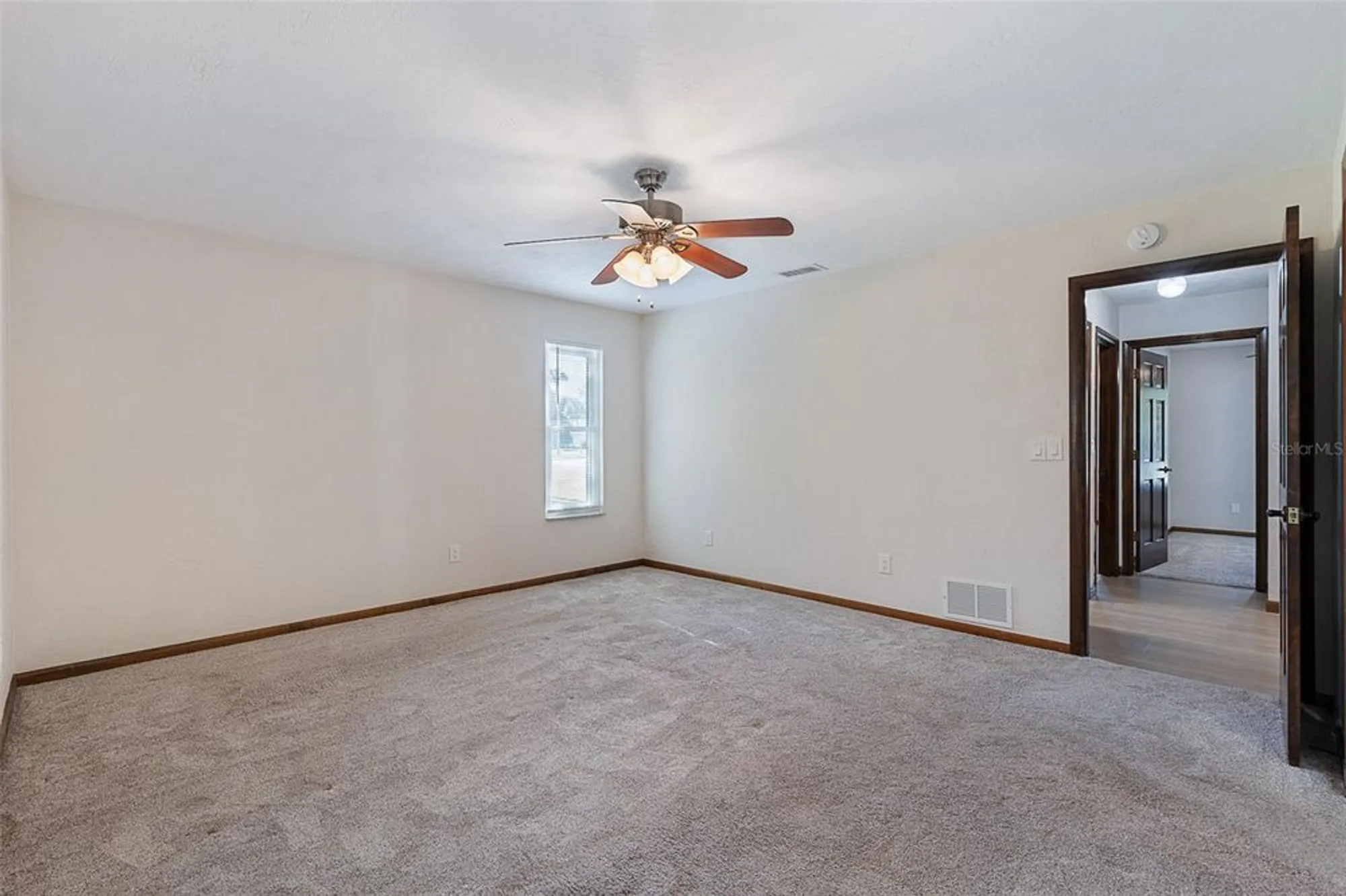 Property Slideshow image 25 of 48 | 521 pelican bay dr, Daytona Beach, FL, 32119