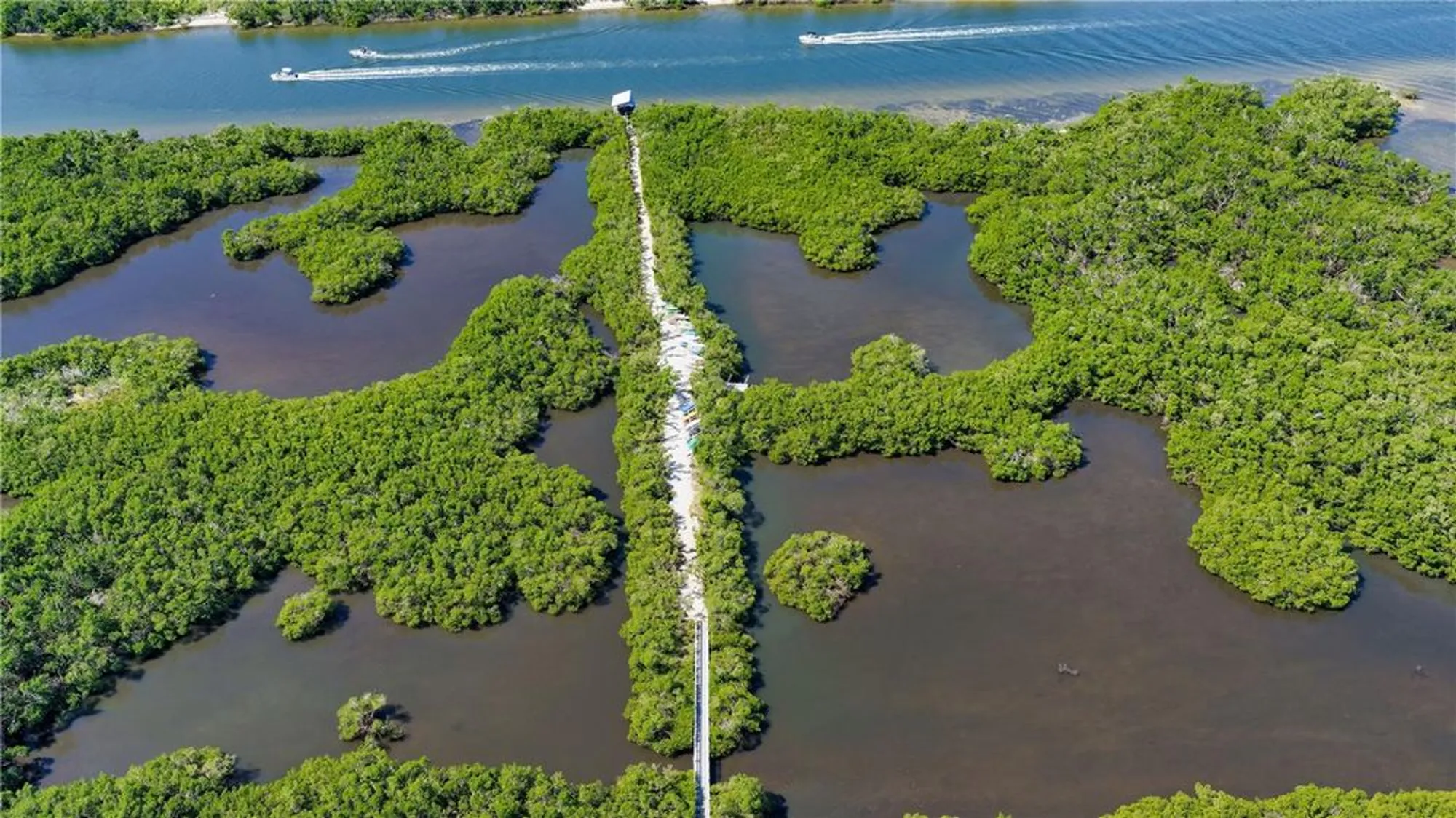 Property Slideshow image 53 of 65 | 5440 eagles point cir apt 104, Sarasota, FL, 34231