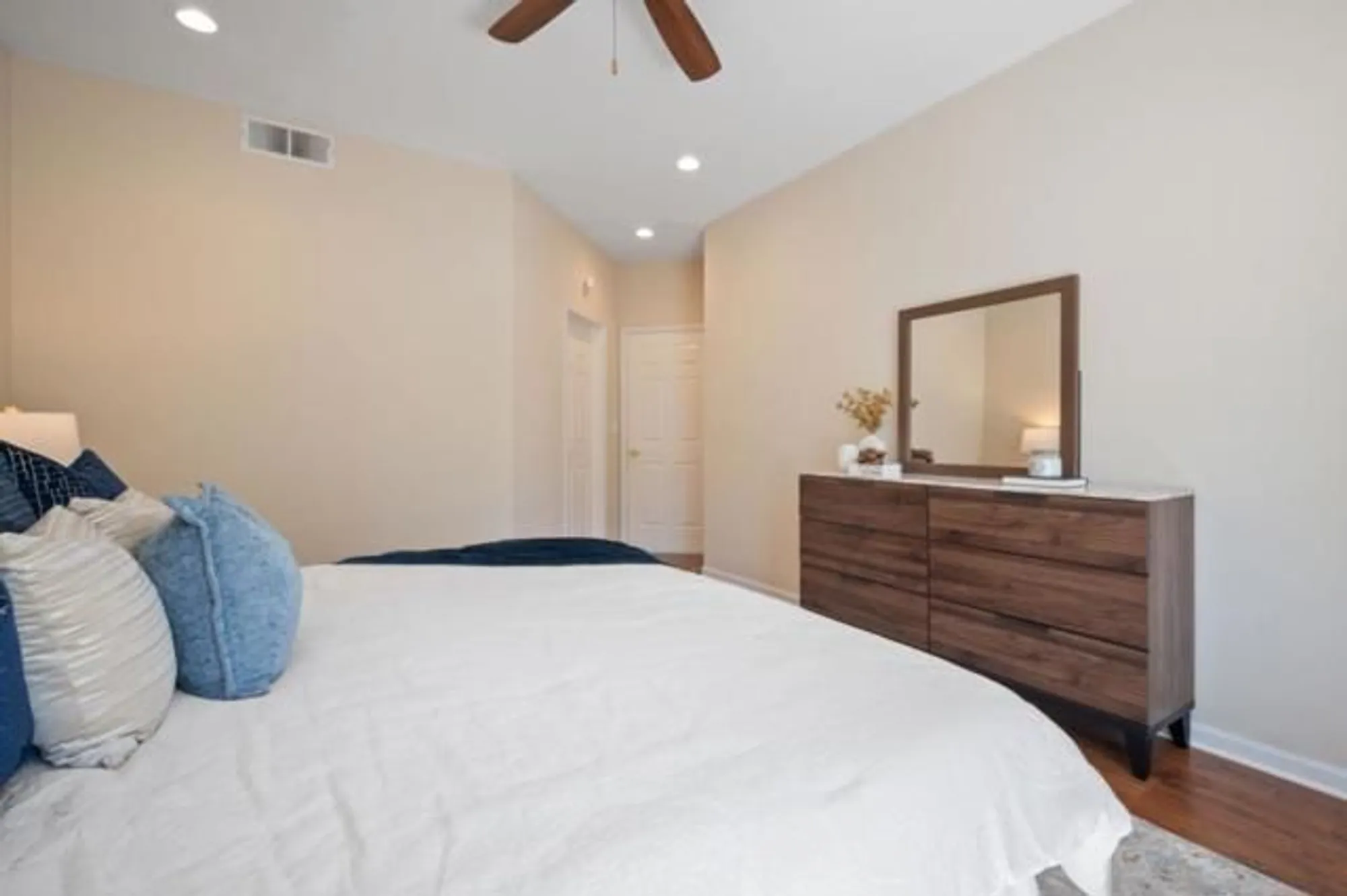 Property Slideshow image 26 of 49 | 7704 galloway dr, San Jose, CA, 95135