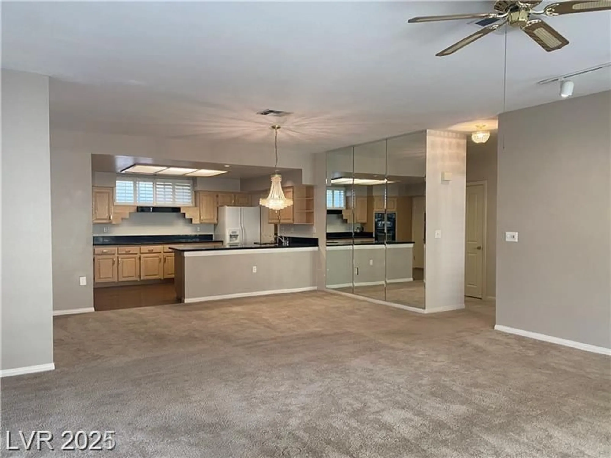 Property Slideshow image 4 of 7 | 332 wild plum ln, Las Vegas, NV, 89107