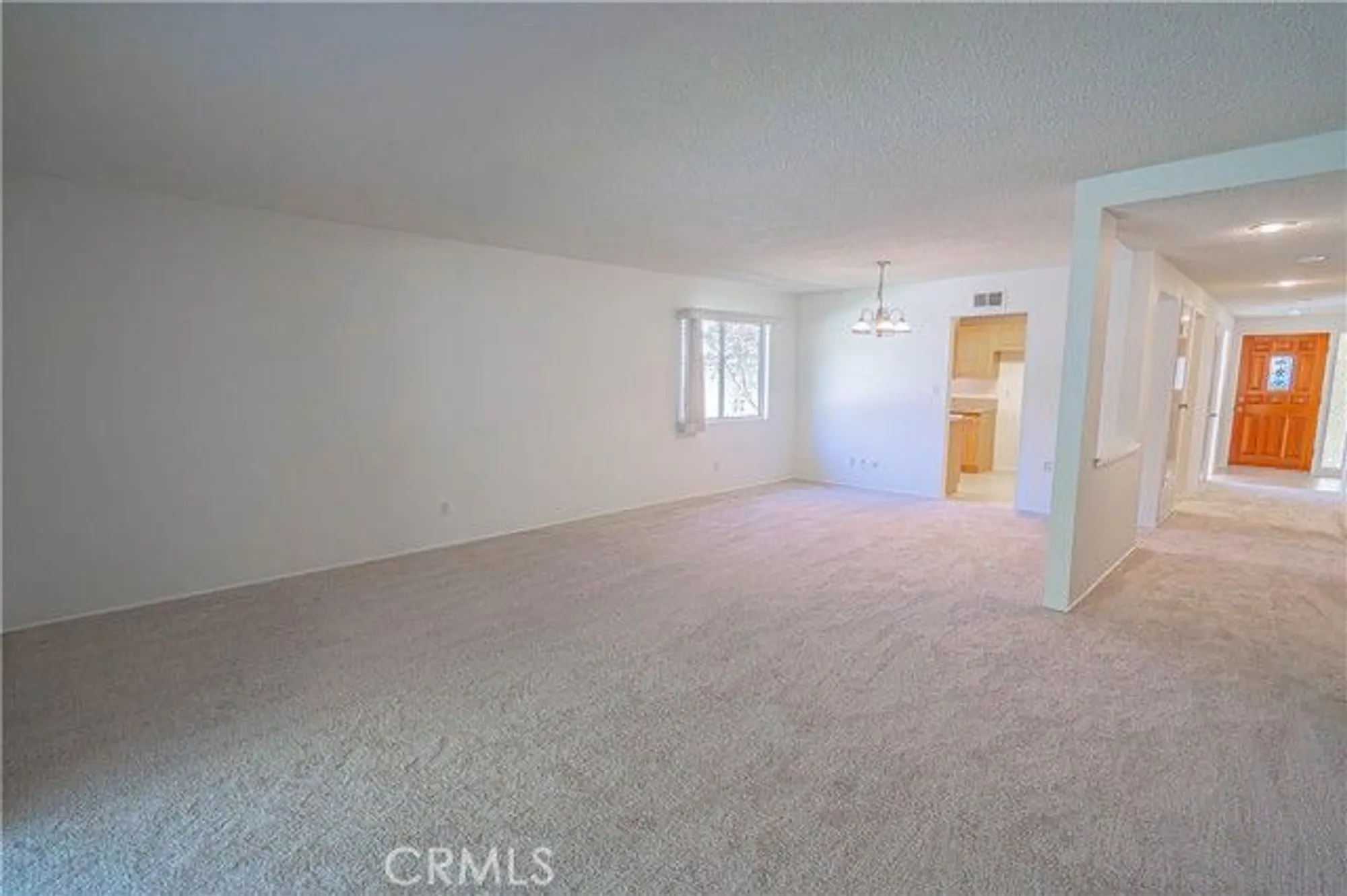 Property Slideshow image 4 of 51 | 19433 oak crossing rd, Newhall, CA, 91321