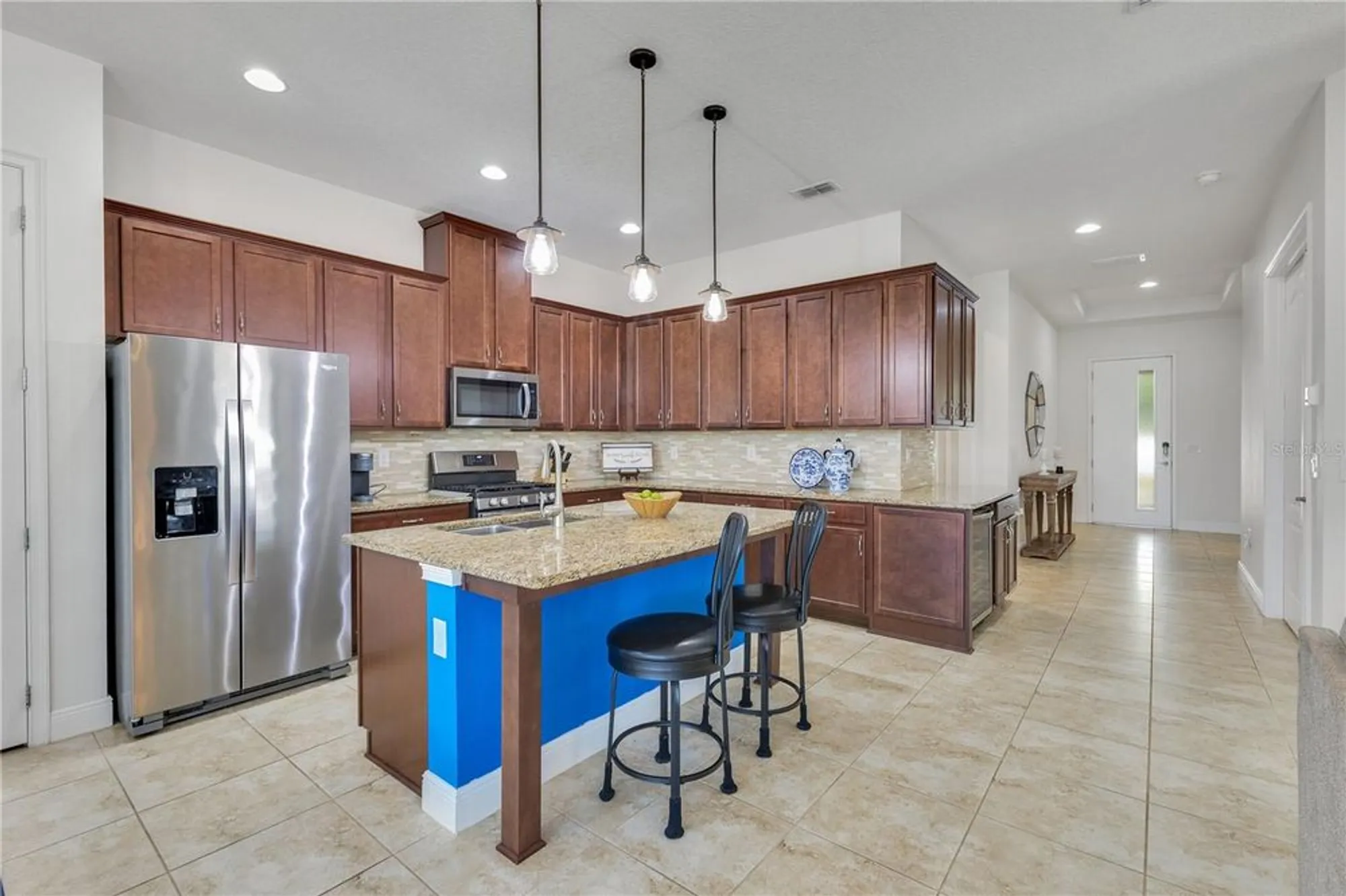 Property Slideshow image 7 of 41 | 5017 e fountainwood dr, Saint Cloud, FL, 34772