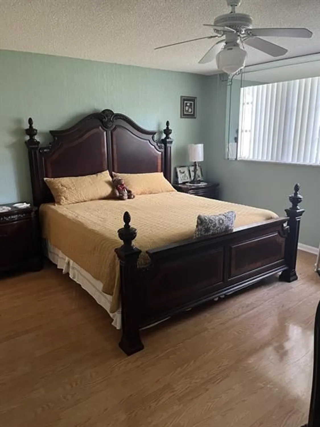 Property Slideshow image 8 of 31 | 9800 n hollybrook lake dr 202, Pembroke Pines, FL, 33025