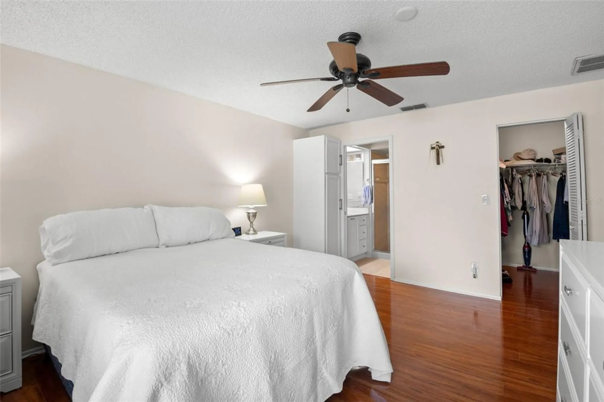 Property Slideshow image 22 of 81 | 3497 e woodmont way, Palm Harbor, FL, 34684