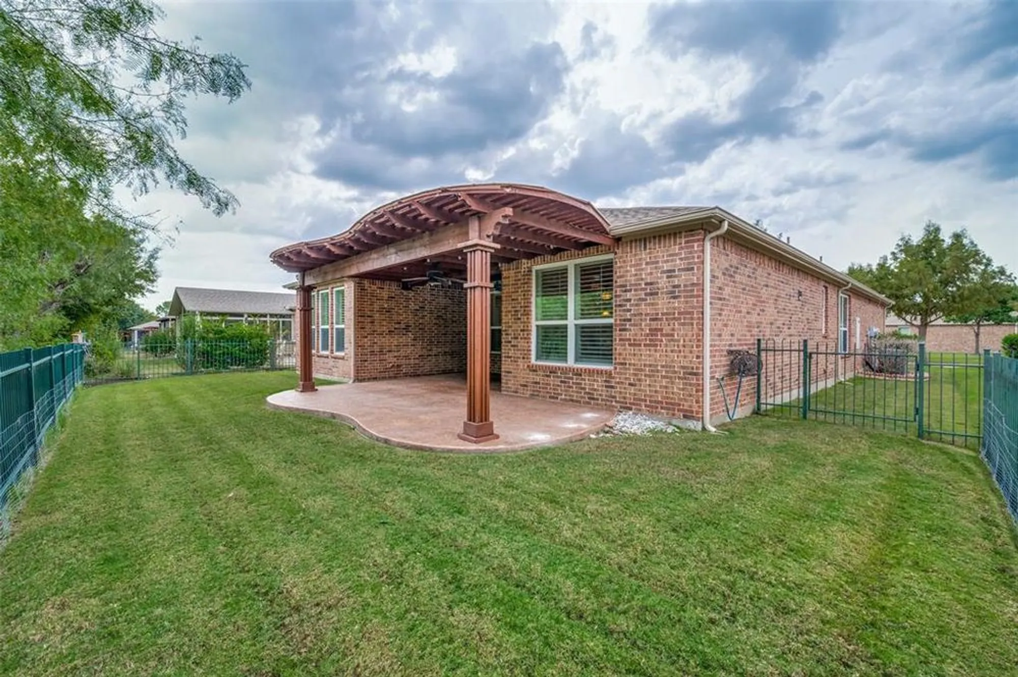 Property Slideshow image 25 of 26 | 1698 overwood dr, Frisco, TX, 75036