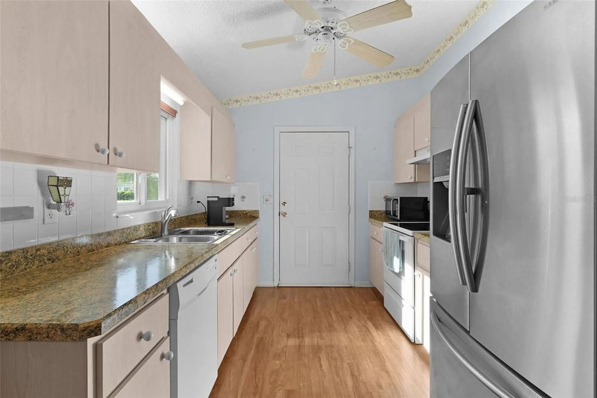 Property Slideshow image 10 of 31 | 17583 se 96th ave, Summerfield, FL, 34491