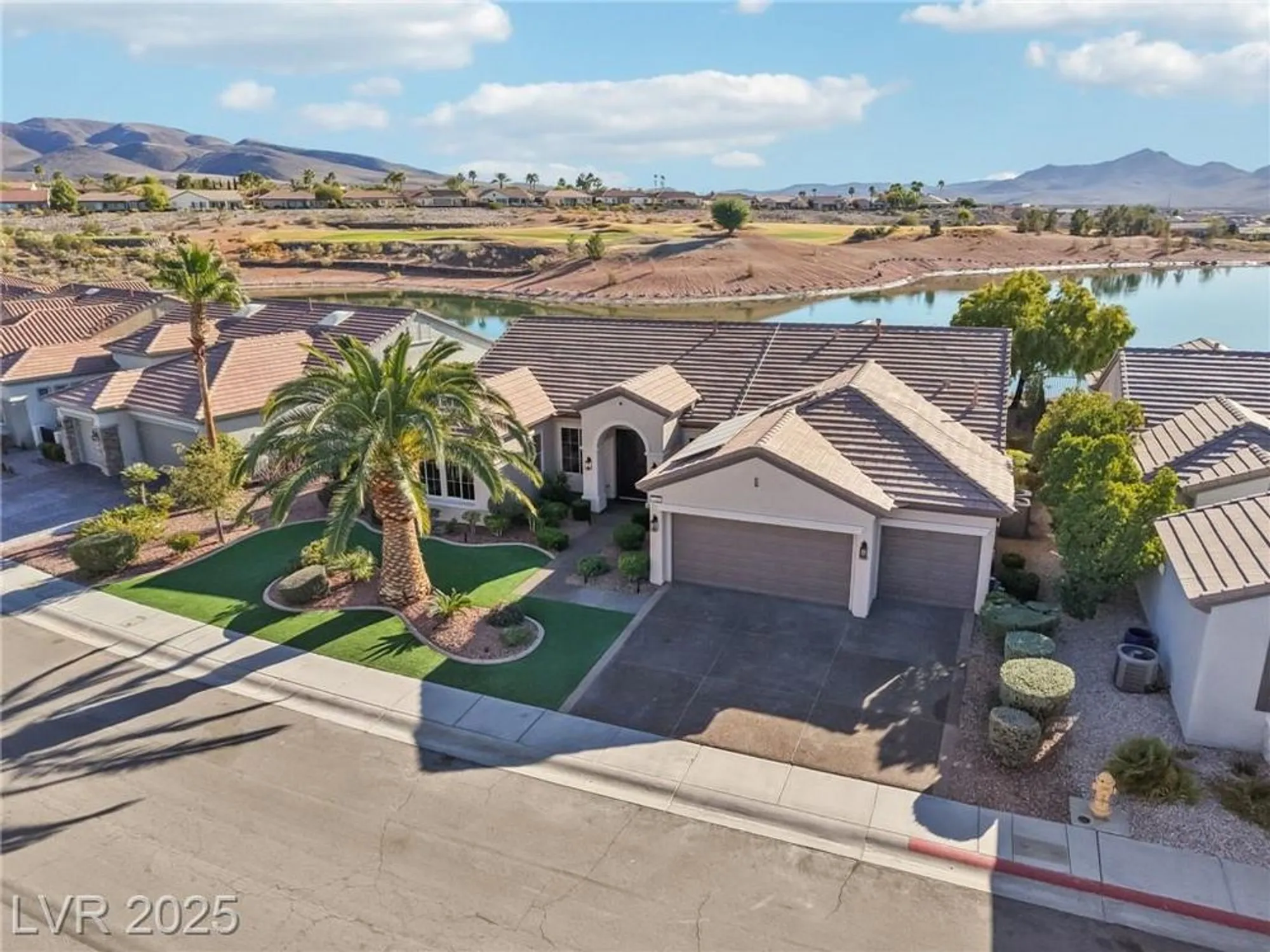 Property Slideshow image 68 of 84 | 2695 olivia heights ave, Henderson, NV, 89052