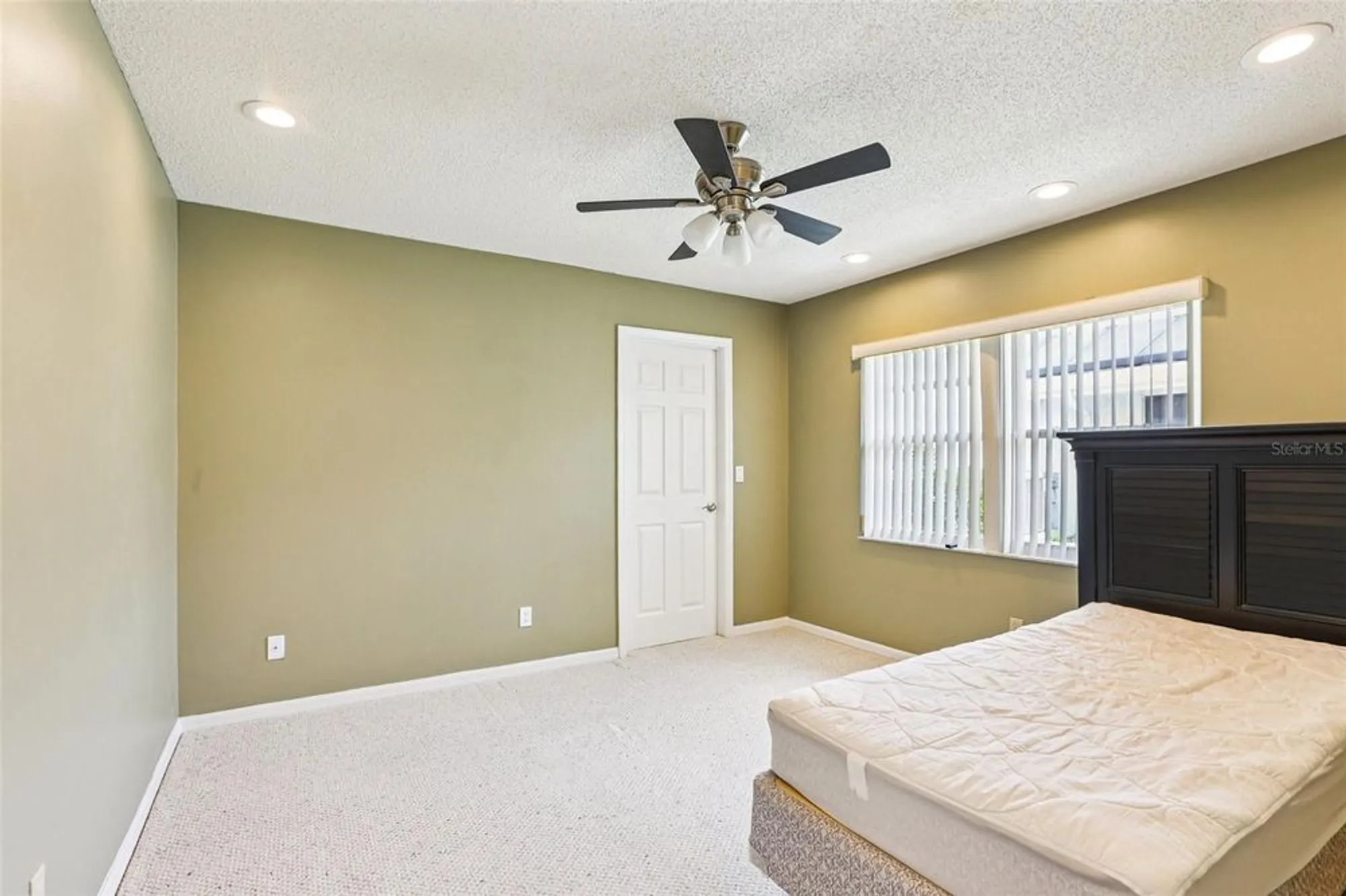 Property Slideshow image 62 of 72 | 1812 new bedford dr, Sun City Center, FL, 33573
