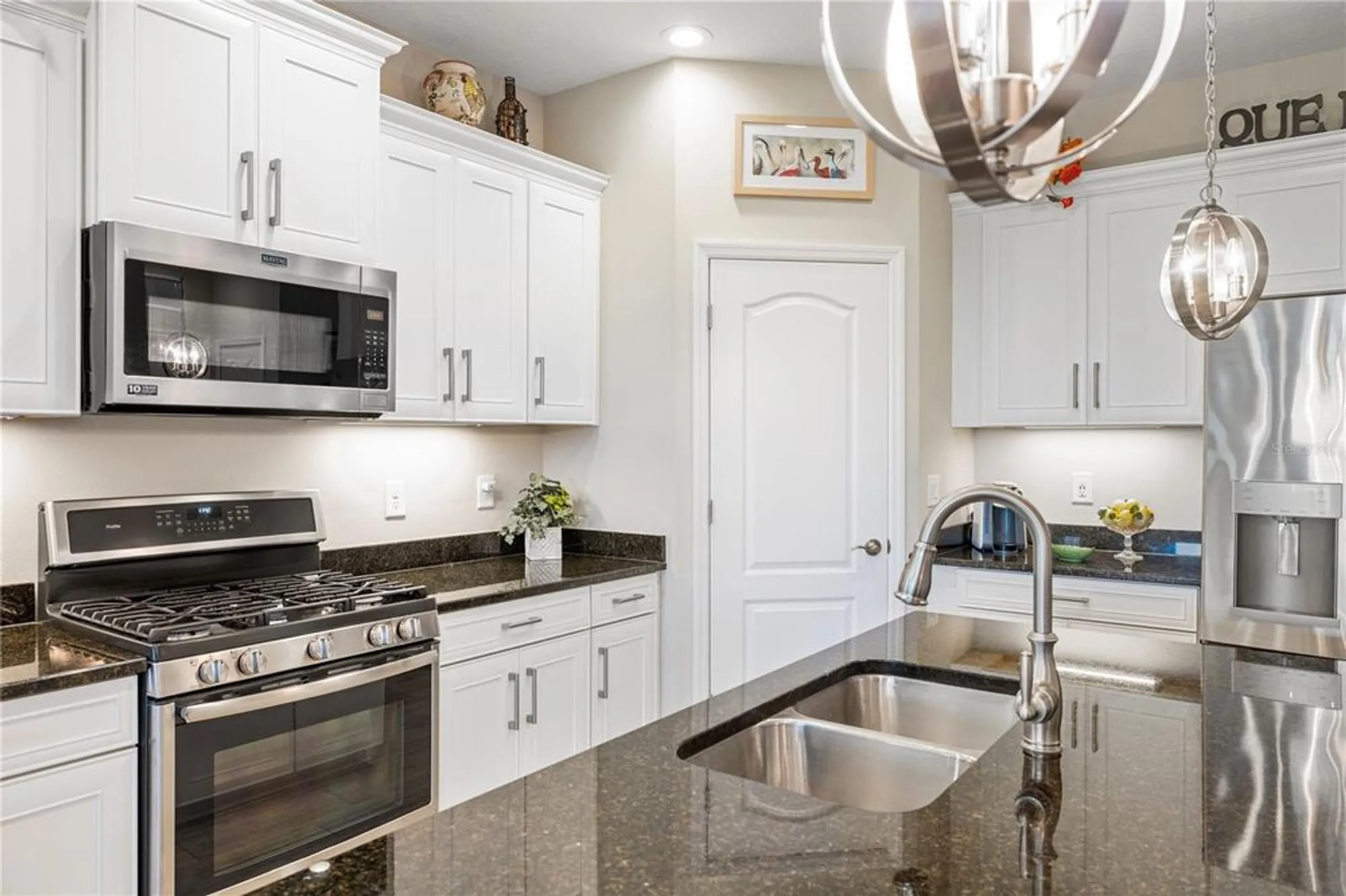 Property Slideshow image 10 of 70 | 11125 mcdermott ct, Englewood, FL, 34223