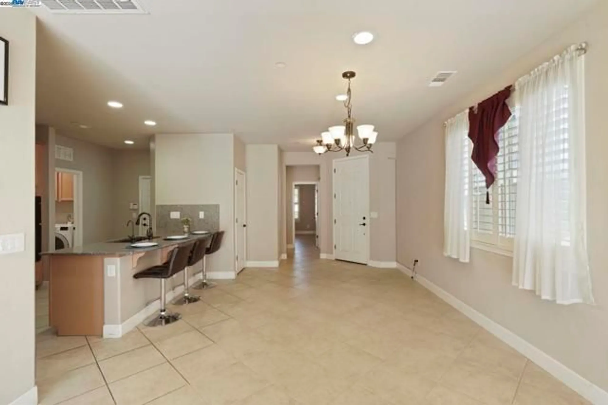 Property Slideshow image 18 of 54 | 2961 clear point way, Manteca, CA, 95336