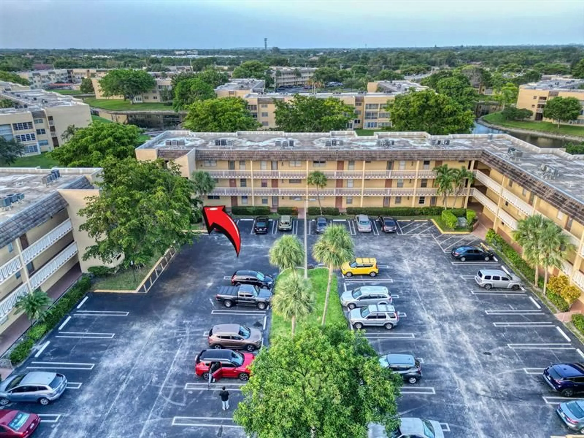 Property Slideshow image 2 of 41 | 5940 nw 64th ave apt 101, Tamarac, FL, 33319