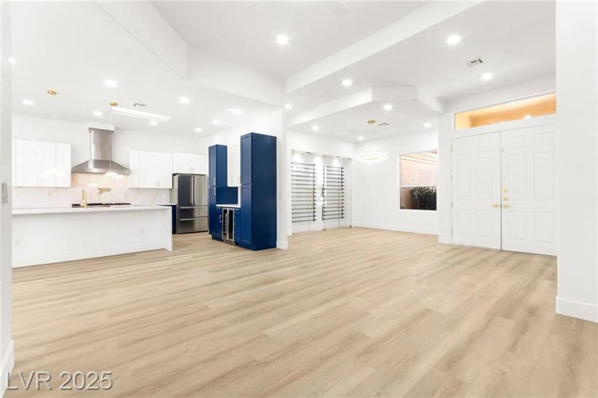 Property Slideshow image 9 of 99 | 3004 darby falls dr, Las Vegas, NV, 89134