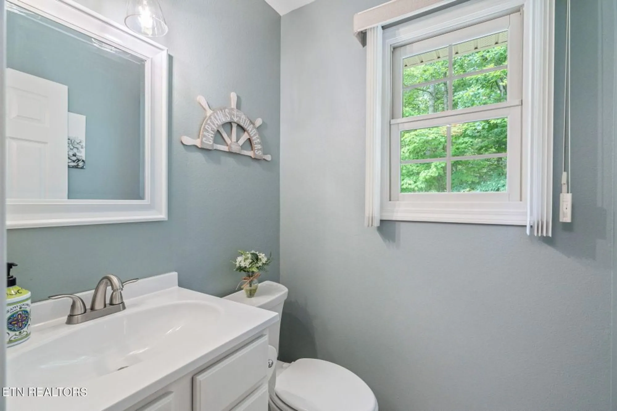 Property Slideshow image 31 of 45 | 12 dewsbury ter, Crossville, TN, 38558