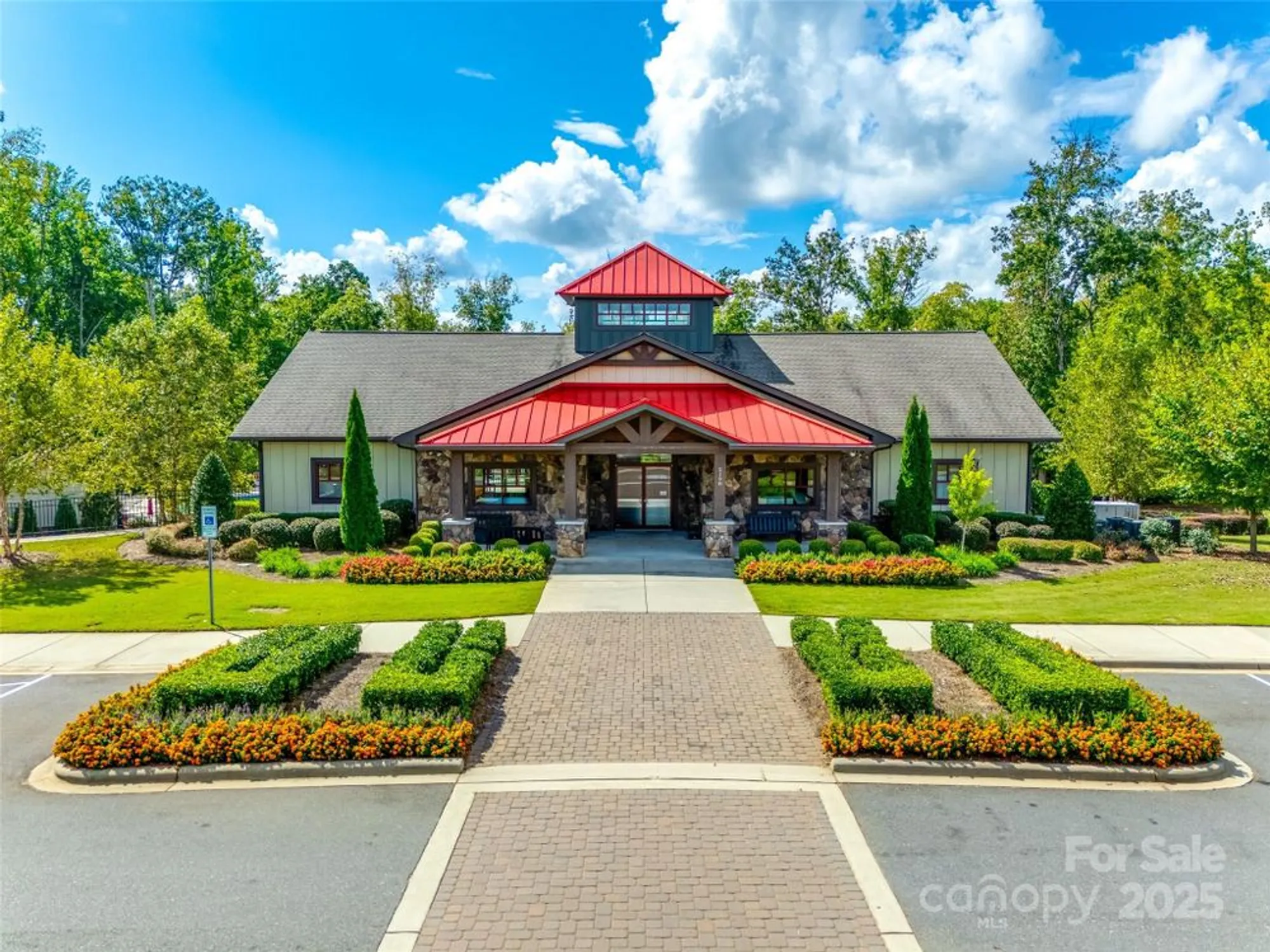 Property Slideshow image 31 of 43 | 3158 arches bluff cir, Lancaster, SC, 29720